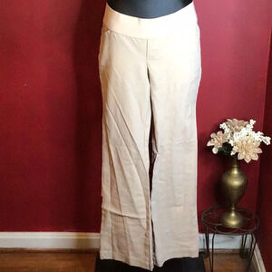 OLD NAVY MATERNITY KHAKI PANTS SIZE 10